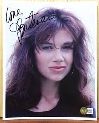 JUSTINE BATEMAN SIGNED FAMILY TIES MALLORY KEATON 8X10 PHOTO BECKETT BAS