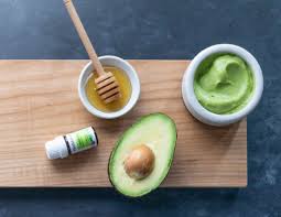Coconut oil has been shown to absorb easily into hair and protect. Avocado Honey Hair Mask Lakewinds Food Co Op