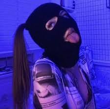 Tons of awesome girls with ski mask wallpapers to download for free. 220 Ski Mask Ideen In 2021 Gangster Madchen Profilbild Ideen Hipster Hintergrund