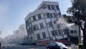 7.4 magnitude earthquake rocks Taiwan ...