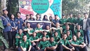 Maybe you would like to learn more about one of these? Himpunan Mahasiswa Pencinta Reptil Hmpr Fakultas Kehutanan Universitas Lancang Kuning Berpartisipasi Pada Kegiatan Latihan Kepemimpinan Baris Berbaris Di Sekolah Menengah Kejuruan Smk Kehutanan Ne