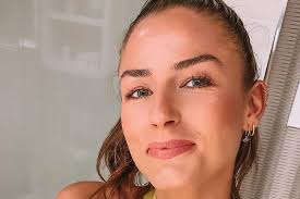 Aesha Scott Is “Loving” Her Gorgeous New Hair Color (PICS)