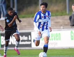 For starters, gamers will get a chance to create the logo of. BÄ'vn Tá»'i 18 10 Lá»™ Tin Hiá»‡u Cho Tháº¥y VÄƒn Háº­u Sáº¯p Ra Máº¯t Sc Heerenveen Bong Ä'a