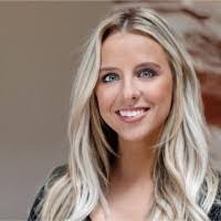 Mary Marcinkowski's Instagram, Twitter & Facebook