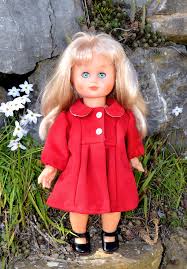 Tenue Emilie Modes Travaux Octobre 2019 Ma Collection De Poupees En 2020 Robe D Ete Modes Et Travaux Tenue