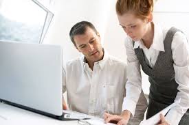 Unternehmer und unternehmerin werden bedeutet, sich sehr gut vorzubereiten. Erfolgreiche R Unternehmer In Werden