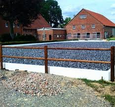 Texaszaun Rund Um Einen As Ground Reitplatz In Hiddenhausen Auf Dem Neuen Bauernhof Sollen Auch Die Pferde Ein Neues Schones Zuha In 2020 House Styles Mansions House