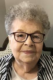 Eileen Bennett's Instagram, Twitter & Facebook