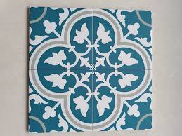 Mẫu gạch bông trắng xanh TD004 (200x200) | KHATRA