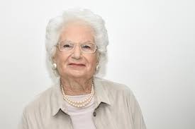Liliana segre, la lumsa le conferisce la laurea honoris causa in relazioni internazionali. Giorno Della Memoria Ci Ha Scritto La Senatrice Liliana Segre
