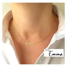 Perhiasan merupakan salah satu dipasarkan dengan harga lebih murah dibandingkan kalung emas, kalung dari jenis bahan ini tetap. Harga Kalung Nama Emas Terbaik Kalung Aksesoris Fashion Juli 2021 Shopee Indonesia