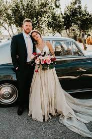 Florida Botanical Garden Wedding With A Vintage Wedding Gown Garden Wedding Dresses Wedding Gowns Vintage Wedding Entourage