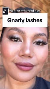 Dramatic cat eye DIY Lashes using Minuteglam Gnarly lash cluster 😍  #minuteglam #diylashes #diylashesaustralia #athomelashes  #athomelashextensions