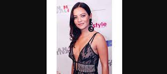 La actriz colombiana natalia reyes, que debutó en hollywood con su participación en 'terminator: Historia Y Biografia De Natalia Reyes