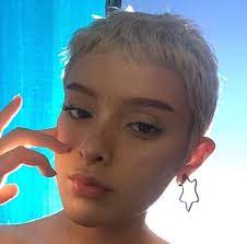 I M So Happy It S So Chill With Him And Me Short Hair Styles Buzzed Hair Grunge Hair
