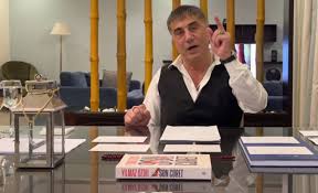 Sedat peker, i̇çişleri bakanı süleyman soylu'nun karısının iç çamaşırına. S6w Bh8mx5 Nem