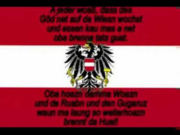 chorus a jeda woaß, dass des göd ned auf da wiesn wochst und essn konn ma's a ned oba brenna tat's guat oba hoazn, toan ma ihn woazn und de ruabn und 'en kukuruz und wonn ma long so weida hoazn. Hubert Von Goisern Brenna Tuats Guat Lyrics Youtube