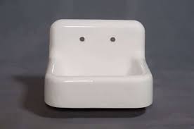 kitchen & utility sinks