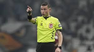 Beşiktaş - Antalyaspor Maçının Hakemi Adnan Deniz Kayatepe Kimdir? Kaç Yaşında, Nereli? Hangi Takımı Tutuyor?