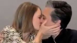 $100 million age58 years oldnovember 19, 1962she has two sons named charles and christopher. Jodie Foster S Kiss To Her Wife At The Golden Globes Has Everyone Talking Youtube