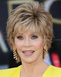 Jane fonda shows how good 74 can look as she releases 'fun and easy' new yoga dvd. Frisur Jane Fonda Neue Frisuren Haarschnitt Kurz Haarschnitt Frisur Ideen