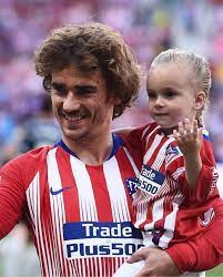 Check spelling or type a new query. 12 Grizi Ideas In 2021 Antoine Griezmann Griezmann Football