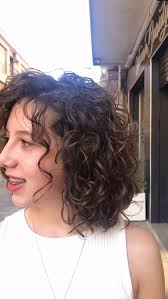 ¿A quien le apetece un moldeado súper natural para esta época del año en la  cual nos mojamos más a menudo el cabello y nos apetece un look más fresco y  natural? ¡¡¡Ana está encantada con su nueva ...