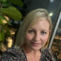 1700+ "Anne Dee" profiles