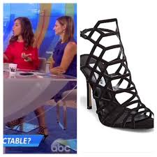 Pink heels coral heels, shoes collection. Paula Faris Fashion Clothes Style And Wardrobe Worn On Tv Shows Shop Your Tv