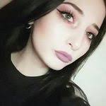 Alison Ferrante's Instagram, Twitter & Facebook