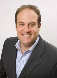 Lake Zurich makeup artist puts right touch