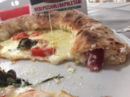 Game played at 3 apr 2021. Pizza Ottima Prodotti Scelti Con Cura Di Prima Qualita Molto Soddisfacente Picture Of Pizzeria Spacca Napoli Crotone Tripadvisor