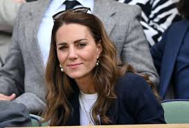 Duke and duchess of cambridge are filmed sitting on sofa, with william telling kate: Jzwoa7h7mvodpm