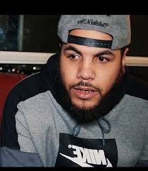 I 2003 ga loc ut albumet inkarneret, som ble platina i 2004, med over 60.000 solgte eksemplarer. Rapper Bizz Loc Biography Age Real Name Instagram Girlfriend Net Worth Ncert Point Wiki Biography Net Worth
