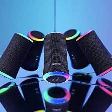 The speaker plays a confirmation sound, the bluetooth led lights steady blue and it is connected together with the phone. Anker Soundcore Flare 2 Bluetooth Speaker With Ipx7 Amazon De Elektronik