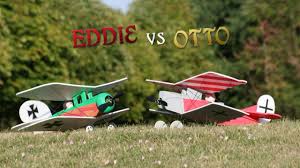 WWI warplanes dogfight