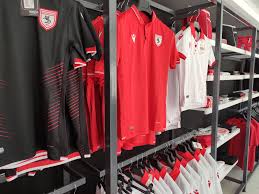 Süper lig yolunda takımımıza başarılar diliyoruz dedi. Dosya Samsunspor 2019 20 Formalari Ve 55 Yil Formasi Jpg Vikipedi