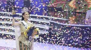 Ajang kecantikan internasional itu sempat tertunda akibat pandemi. Selamat Raden Roro Ayu Maulida Putri Dari Jawa Timur Terpilih Sebagai Puteri Indonesia 2020 News Entertainment Fimela Com