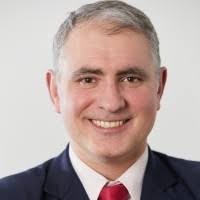 2100+ profils pour “Larroque”