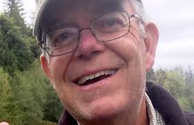 He was just there. Always': Bob Blethen, gregarious soul of The Seattle  Times, dies