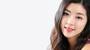 SBS Star] Park Han Byul Gives Birth to Her First Child