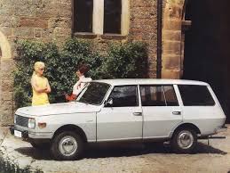 Image result for Kardinalrot 1970 Wartburg