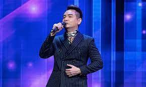 Sau thời gian chống chọi với căn bệnh viêm phổi nặng, ca sĩ việt quang đã trút hơi thở cuối cùng vào sáng ngày 12/8. Viá»‡t Quang Bá»‹ Viem Phá»•i Náº·ng Tin Tá»©c 7s