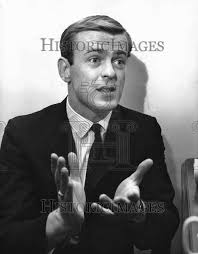 Happy Birthday to the legendary Tom Shannon who made at least three stops  in Windsor at the Big 8, CKLW Music of Your Life and CKLW-FM 939. The sun  never sets on