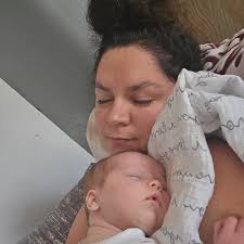 Sweet girl, you are already so so loved my precious niece! 💖 6 weeks and  growing like a weed 🌱 couldn't be happier for the beautiful family my  awesome big brother and his vibrant wife have built 🥹🥹🥹 ...