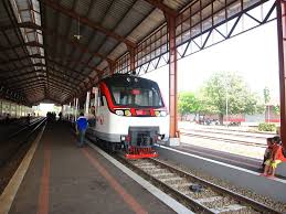 Kai Railbus 321002 Purwosari Kereta Api
