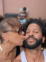 Devin Dyer (@celebrityfirebird) • Instagram photos and videos