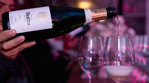 Cavas Mestres será el vino espumoso oficial en las premiaciones de la Guía Michelin México 2026