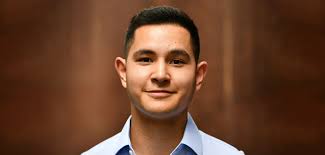 This Dallas-Based Photography Company Wants To Make Dating Apps 'Click' For  Everyone