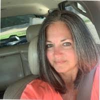 Julie Durr's Instagram, Twitter & Facebook